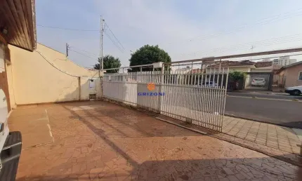 CASA PQ. RES. DAS CAMELIAS I 3 QUARTOS I 1 SUITE I 2 BANHEIROS I 1 SALA I 3 VAGAS