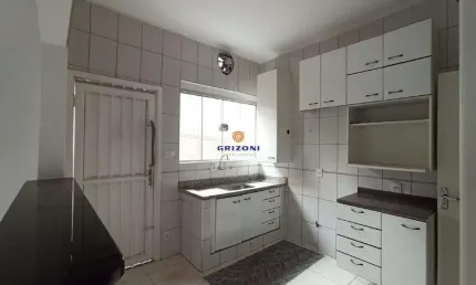 Casa para locação com 3 quartos 180m² no jardim bela vista