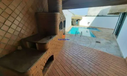 SOBRADO JARDIM EUROPA | 3 QUARTOS SENDO 1 SUÍTE | PISCINA | 4 VAGAS