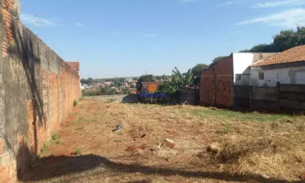 Terreno à venda no Jardim Estrela D'Alva, Bauru 