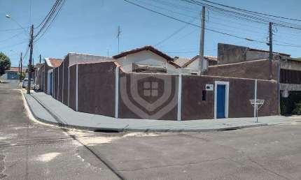 Casa para venda no Vila Dutra com 4 quartos, espaço gourmet, 2 banheiros, 3 vagas de garagem