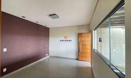 Casa com 3 quartos para alugar no Núcleo Habitacional Vereador Edson Francisco da Silva, Bauru 