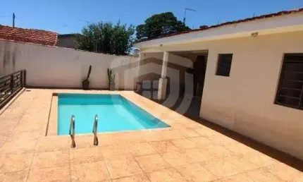 Casa vila industrial | 3 quartos | 1 suíte | 2 salas | 3 vagas