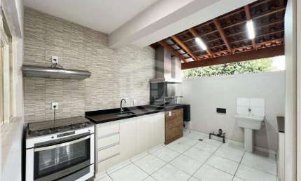 Casa para alugar com 3 quartos 140m² Jardim América