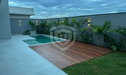 CASA TÉRREA RESIDENCIAL CYRELA | 3 SUÍTES | 1 SALA | 4 VAGAS