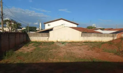 Terreno à venda no Jardim Terra Branca, Bauru 
