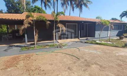 Chácara / sítio com 5 quartos à venda na Zona Rural, Arealva 