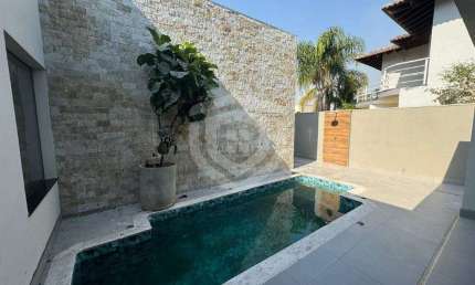 CASA TERREA RESID. LAGO SUL | 4 SUITES | 6 BANHEIROS | 2 VAGAS