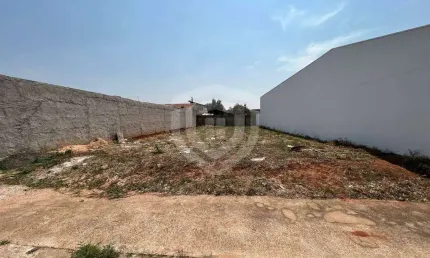 Terreno à venda no Jardim Solange, Bauru 
