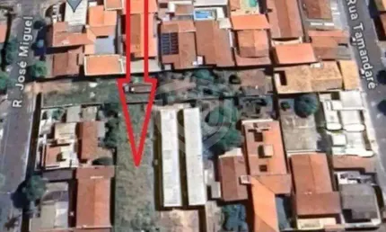 Terreno à venda na Vila Nove de Julho, Bauru 