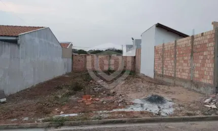 Terreno à venda no Conjunto Habitacional Isaura Pitta Garms, Bauru 