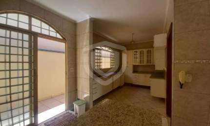 Casa Vila Nova Cidade Universitária - 3 quartos sendo 1 suíte - Imobiliária em Bauru - Grizoni Imobiliária