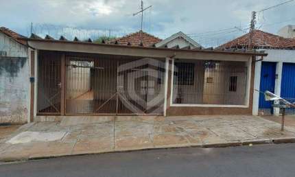 Casa com 3 quartos à venda na Vila Souto, Bauru 