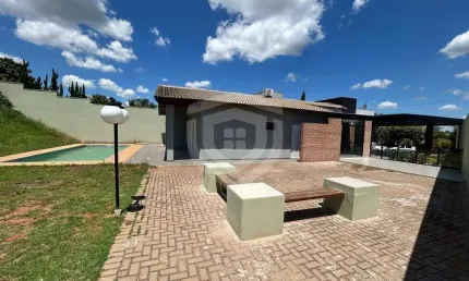 Casa Térrea Resid. Primavera | 3 suites |5 benheiros |6 vagas