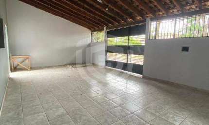 Casa Redentor 3 quartos Sala e cozinha ampla Garagem 3 carros