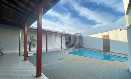Casa Conjunto Habitacional Isaura Pitta Garms 3 quartos 1 suite com armarios embutidos
