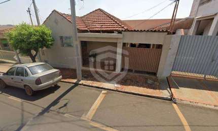 Casa com 2 quartos à venda no Centro, Arealva 