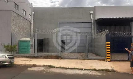 Barracão para alugar com 386m² - parque santa edwiges
