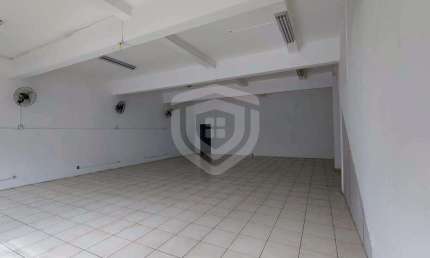 Prédio comercial para locação na região Central com 231m2