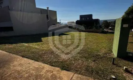 Terreno a venda, 428m2 no Residencial Tambore Bauru SP