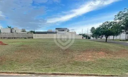 Terreno à venda no Jardim Marabá, Bauru 