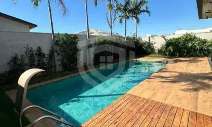 Casa com 3 quartos, sendo 3 Suítes à Venda no Residencial Tamboré Bauru SP