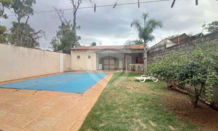 Casa à venda, 4 quartos, 3 suítes, 4 vagas, Jardim Santos Dumont - Bauru/SP