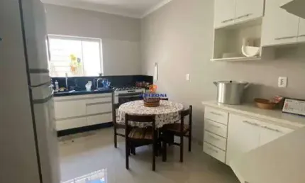 Casa para locação com 3 quartos 300m² no Condomínio Centreville .
