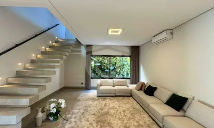 Casa para locação em condomínio Fechado com 3 suítes - Spazio Verde