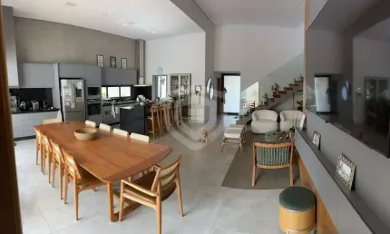 Casa à venda no condomínio villa dumont com 4 suítes