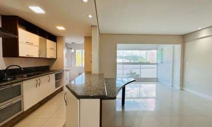 Apartamento com 2 quartos para alugar na Rua Itapoá, 155, Ressacada, Itajaí