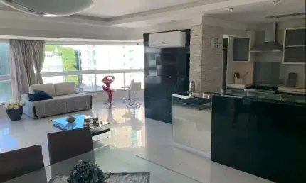 Apartamento para alugar no bairro Pioneiros - Balneário Camboriú/SC