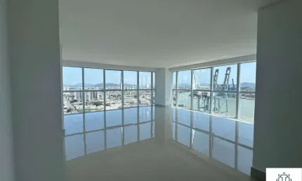 Casa comercial para alugar na Rua Cônego Thomaz Fontes, Centro, Itajaí