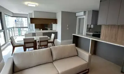 Apartamento com 3 quartos para alugar na Rua 2414, Centro, Balneário Camboriú