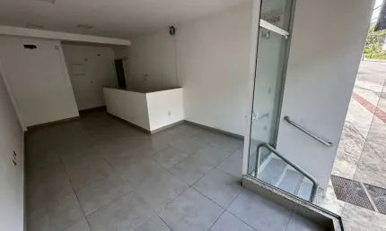 Sala para alugar no bairro Ariribá - Balneário Camboriú/SC