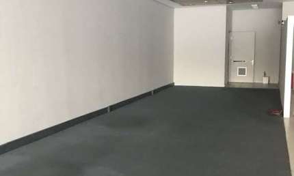 Loja/Salão em Penha de França - SP: 755m², locação por R$25.000