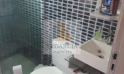 Apartamento à venda em Jardim Santa Teresinha, São Paulo: 2 quartos, 45m² por R$220.000