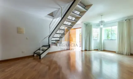 Sobrado de Condomínio em Vila Santa Clara - SP: 202m², 3 dormitórios, 1 suíte, 4 banheiros por R$ 910.000