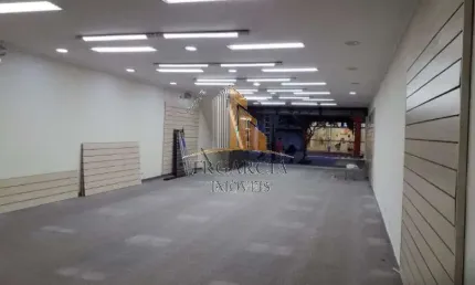 Loja/Salão de 436m² com 6 banheiros no Tatuapé - São Paulo: locação por R$ 19.500