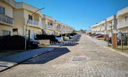 Casa à venda em Cotia, Jardim Caiapiá, com 2 quartos, com 65 m²