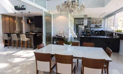 Casa à venda em Santana de Parnaíba, Quintas do Ingaí, com 3 suítes, com 360 m²