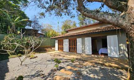 Casa à venda em Cotia, Jardim Colibri, com 4 quartos, com 255 m², Condomínio Jardim Colibri