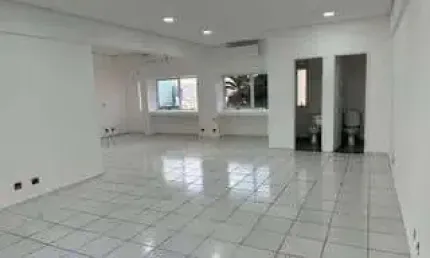 Clube Center - Excelente Sala Comercial para Locação em um Edifício Renomado de