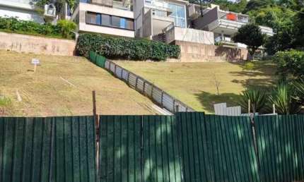 Residencial Alphasitio - Terreno com 431m², em Excelente Condomínio em Santana d