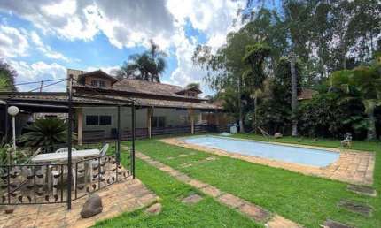 Sobrado com 4 dormitórios à venda, 780 m² por R$ 1.400.000 - Chácara dos Junquei