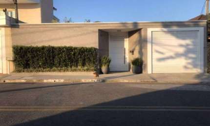 Casa com 2 dormitórios à venda, 400 m² por R$ 2.200.000 - Jardim Santa Marta (Fa