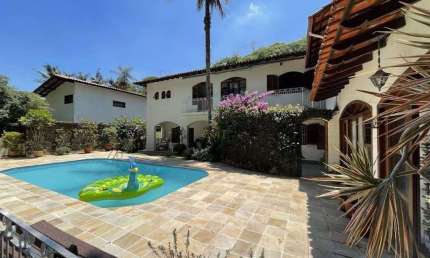 Sobrado com 4 dormitórios à venda, 542 m² por R$ 2.500.000 - Bosque do Vianna -