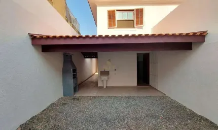 Sobrado com 2 dormitórios à venda, 122 m² por R$ 549.900 - Jardim Sabiá - Cotia/