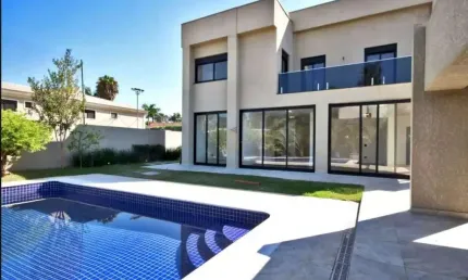Residencial 2 - Casa com 390m², 4 Suítes, 2 Vagas, Piscina e Condomínio Com Muit