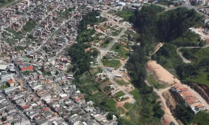 Terreno à venda, 90 m² por R$ 180.000,00 - Jardim Camila - Jandira/SP
